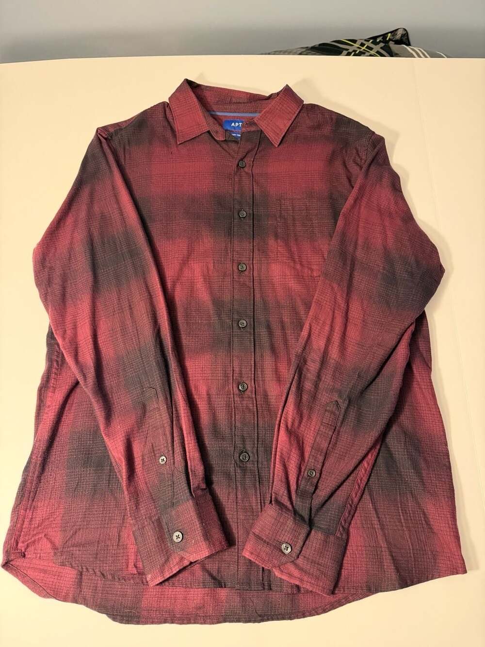 Apt. 9 Flannel Button-Down Shirt Size M Red Black Ombre Plaid